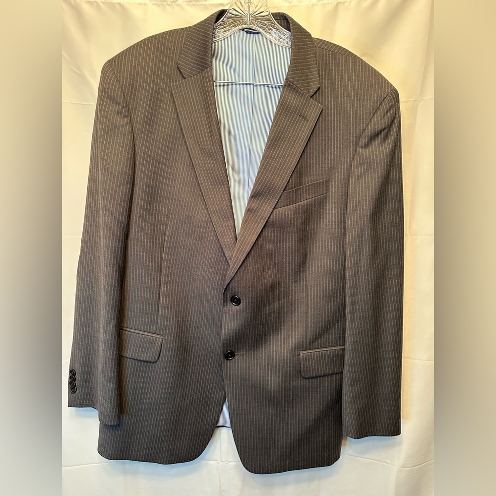 Tommy Hilfiger 100% Wool Men’s 44R Charcoal Gray Pinstripe Blazer Mint Condition